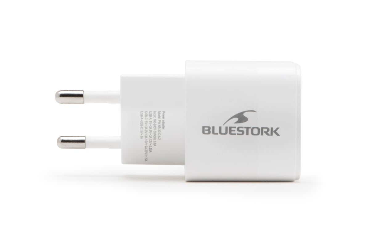 Bluestork Chargeur USB-C PD 3.0 30W v2 (PW-NB-30-C-A/2) - Achat / Vente Accessoire alimentation sur Cybertek.fr - 2