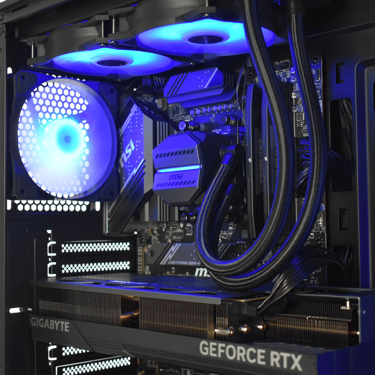 Cybertek HUNTER - R7-7800X3D/RTX4080S/32Go/1To - Achat / Vente PC Fixe sur Cybertek.fr - 2